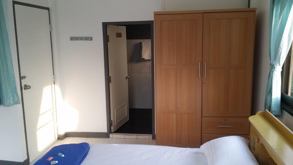 Parfun Guesthouse Ban Nai Rai Exterior photo