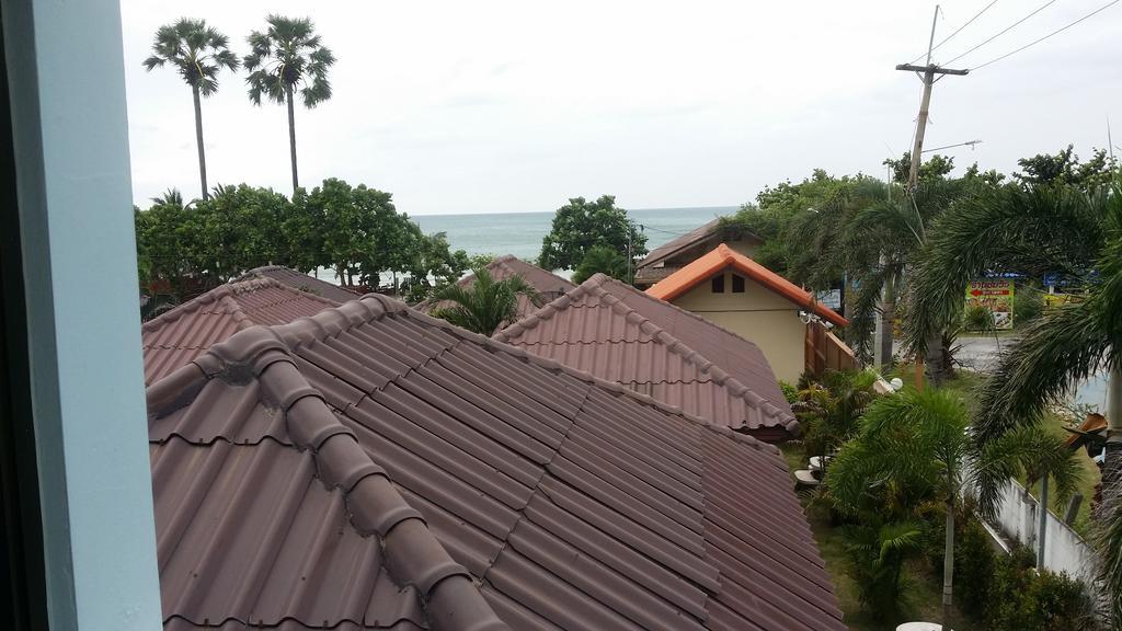 Parfun Guesthouse Ban Nai Rai Exterior photo