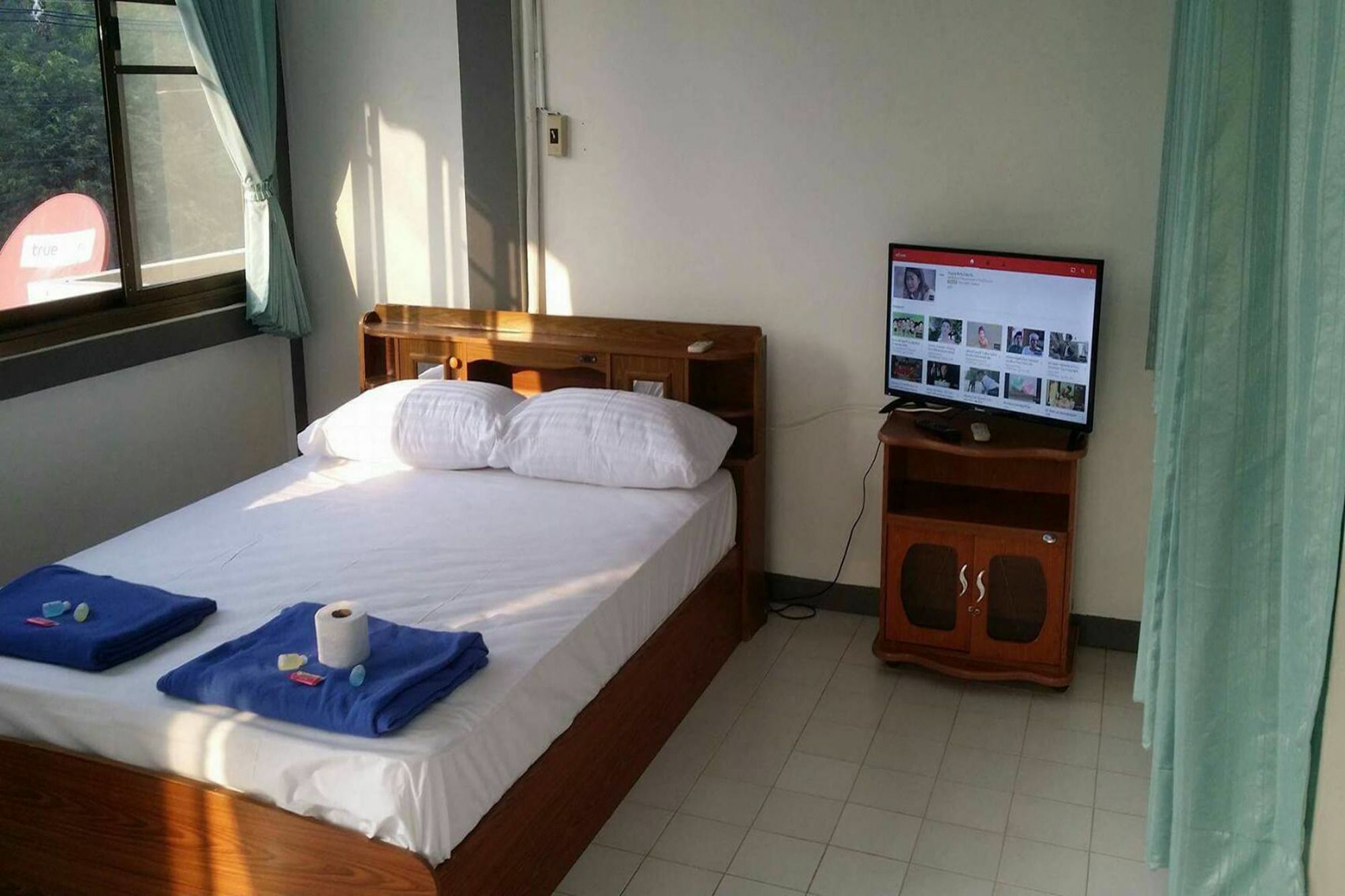Parfun Guesthouse Ban Nai Rai Exterior photo